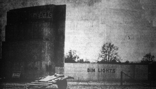 Night-Sky Drive-In Theatre - Screen
